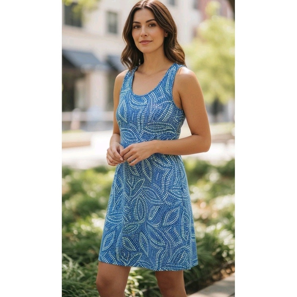 COLUMBIA BLUE SLEEVELESS OMNI-FREEZE UPF50 PFG FREEZER III DRESS SZ S Tennis
